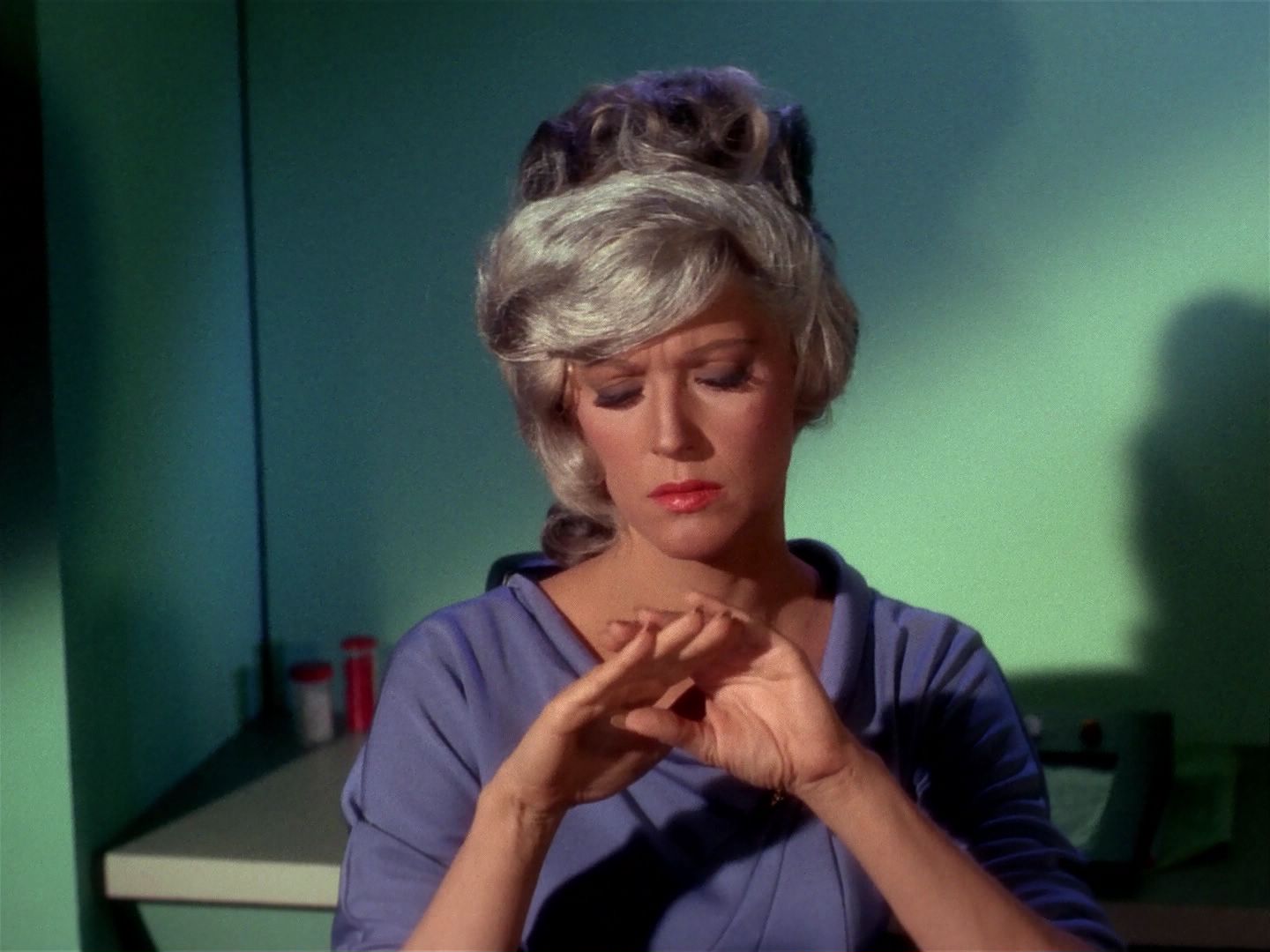 ariane179254_StarTrek_1x04_TheNakedTime_1093.jpg