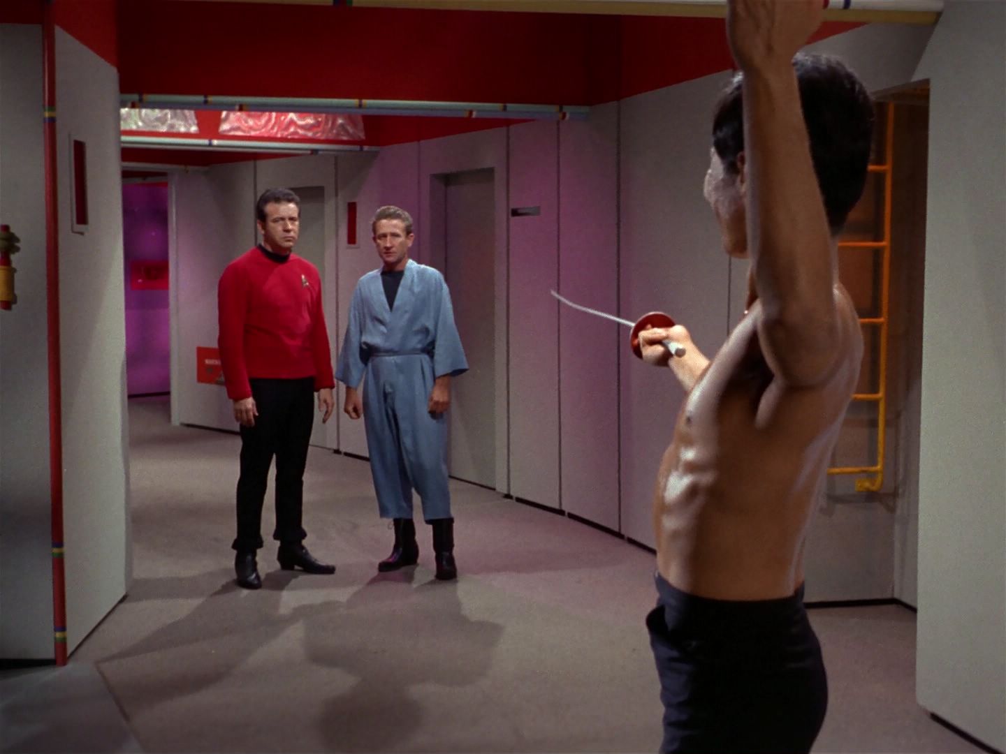 ariane179254_StarTrek_1x04_TheNakedTime_1138.jpg