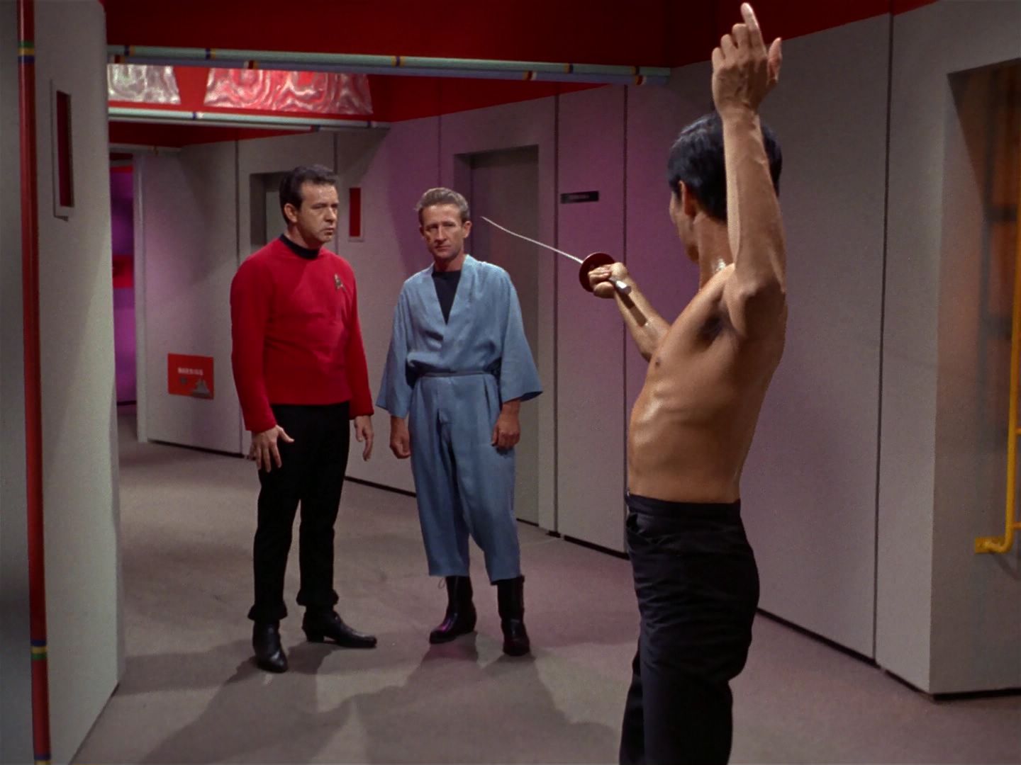 ariane179254_StarTrek_1x04_TheNakedTime_1143.jpg