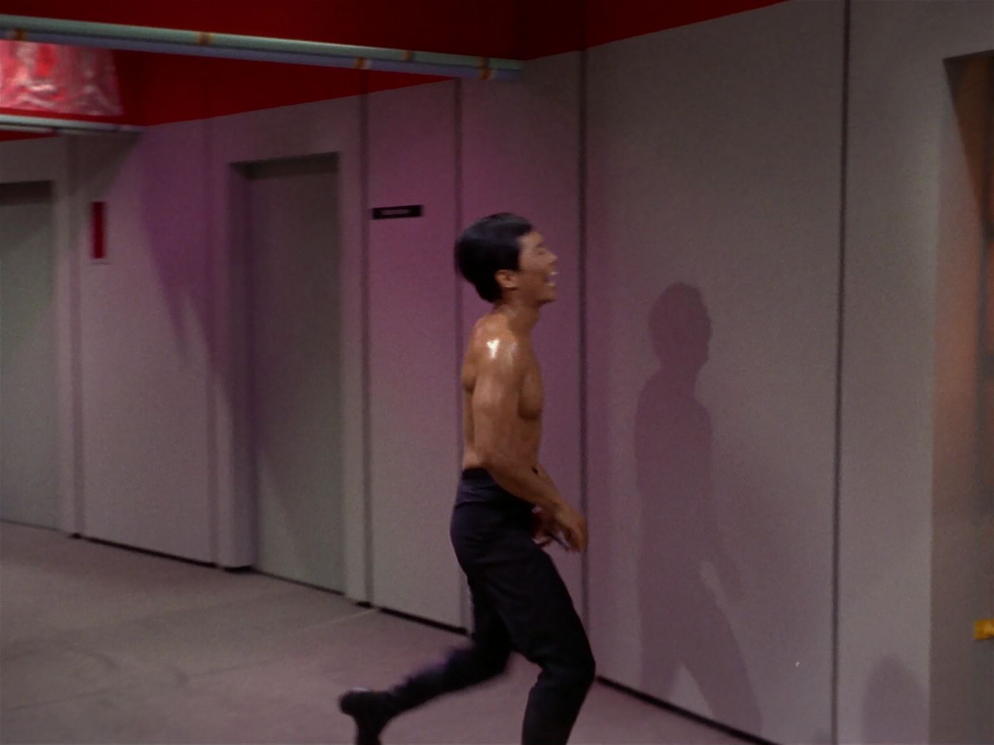 ariane179254_StarTrek_1x04_TheNakedTime_1156.jpg
