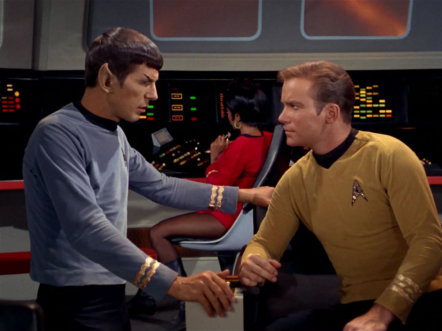 ariane179254_StarTrek_1x04_TheNakedTime_1178.jpg