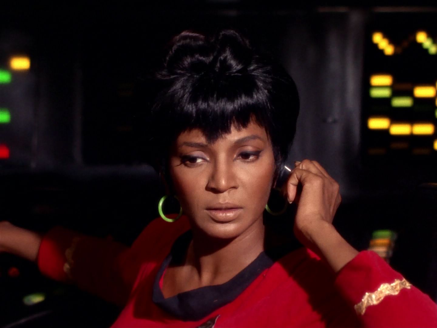 ariane179254_StarTrek_1x04_TheNakedTime_1187.jpg