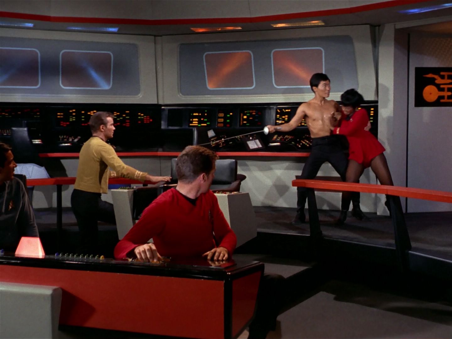 ariane179254_StarTrek_1x04_TheNakedTime_1271.jpg