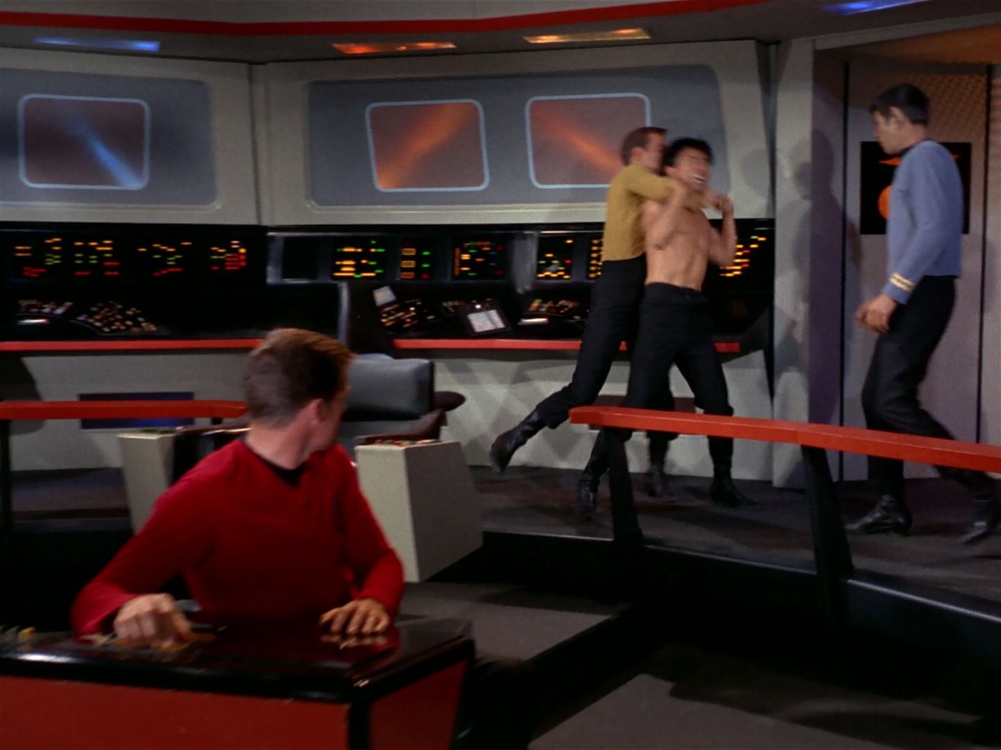 ariane179254_StarTrek_1x04_TheNakedTime_1276.jpg