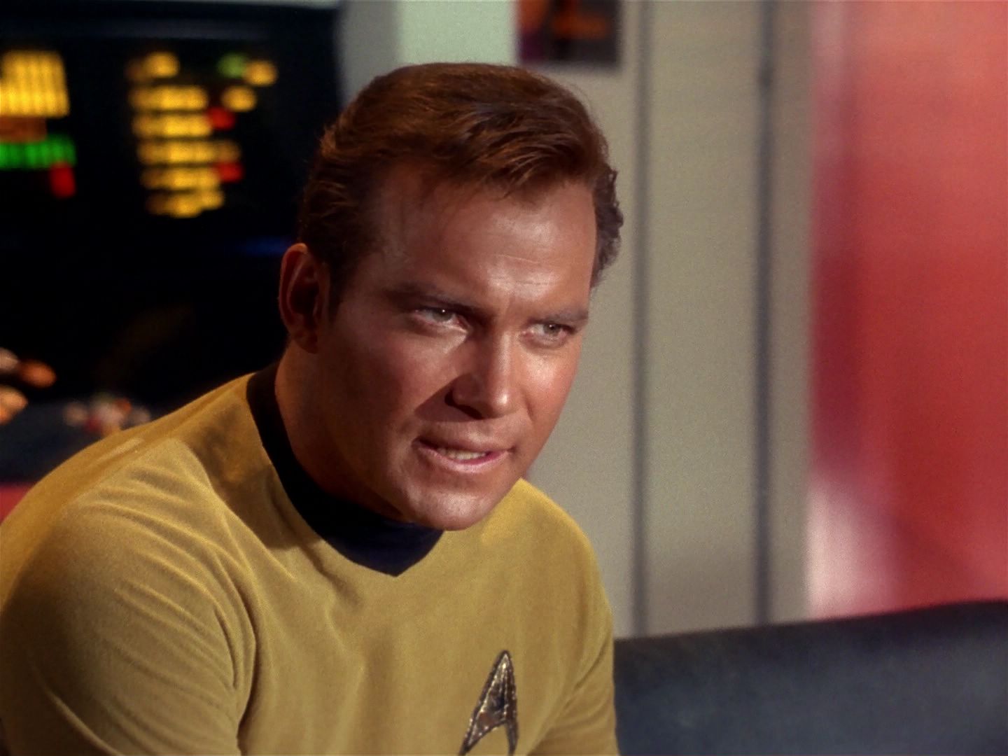 ariane179254_StarTrek_1x04_TheNakedTime_1304.jpg