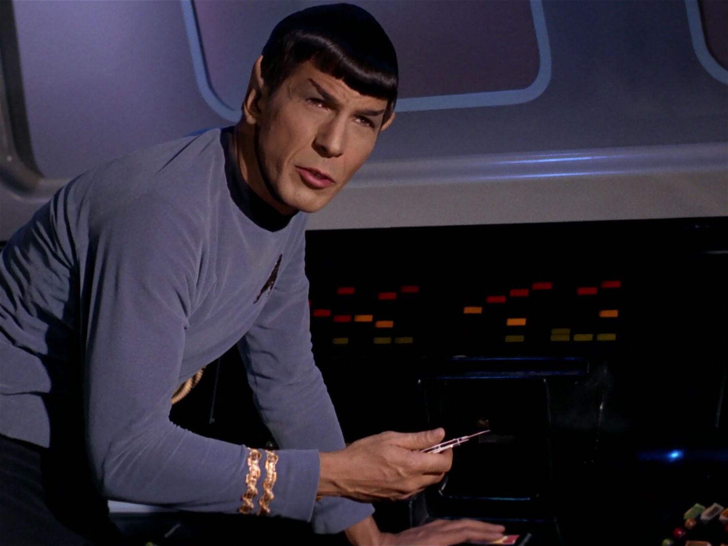 ariane179254_StarTrek_1x04_TheNakedTime_1326.jpg