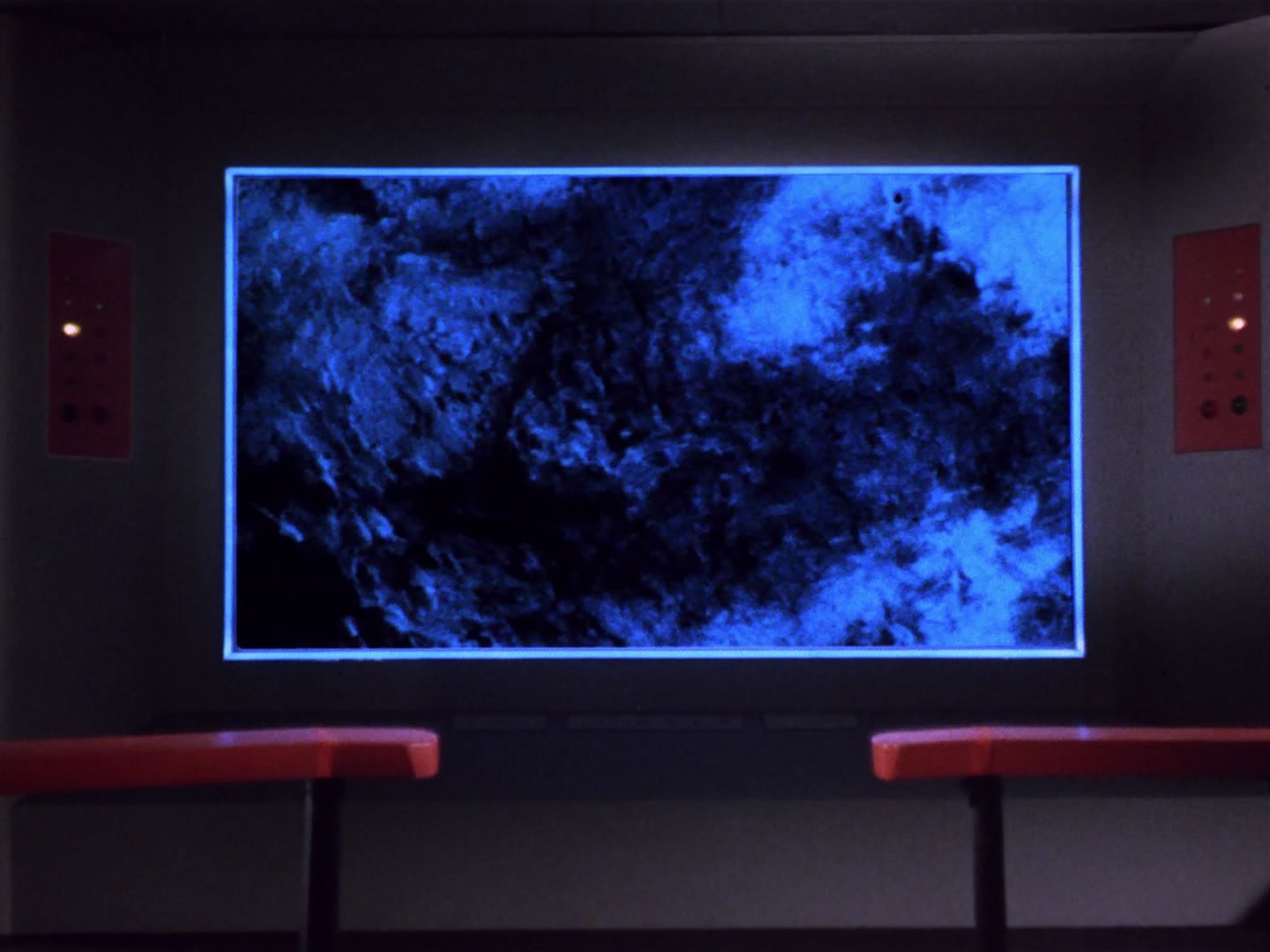 ariane179254_StarTrek_1x04_TheNakedTime_1344.jpg