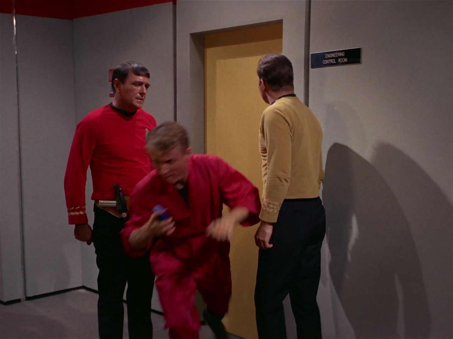 ariane179254_StarTrek_1x04_TheNakedTime_1365.jpg