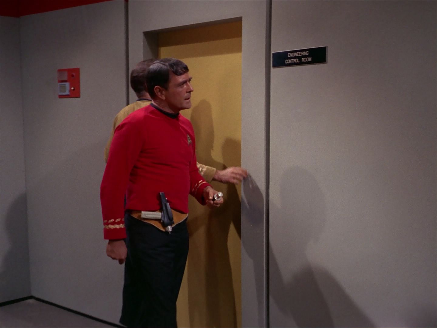 ariane179254_StarTrek_1x04_TheNakedTime_1368.jpg