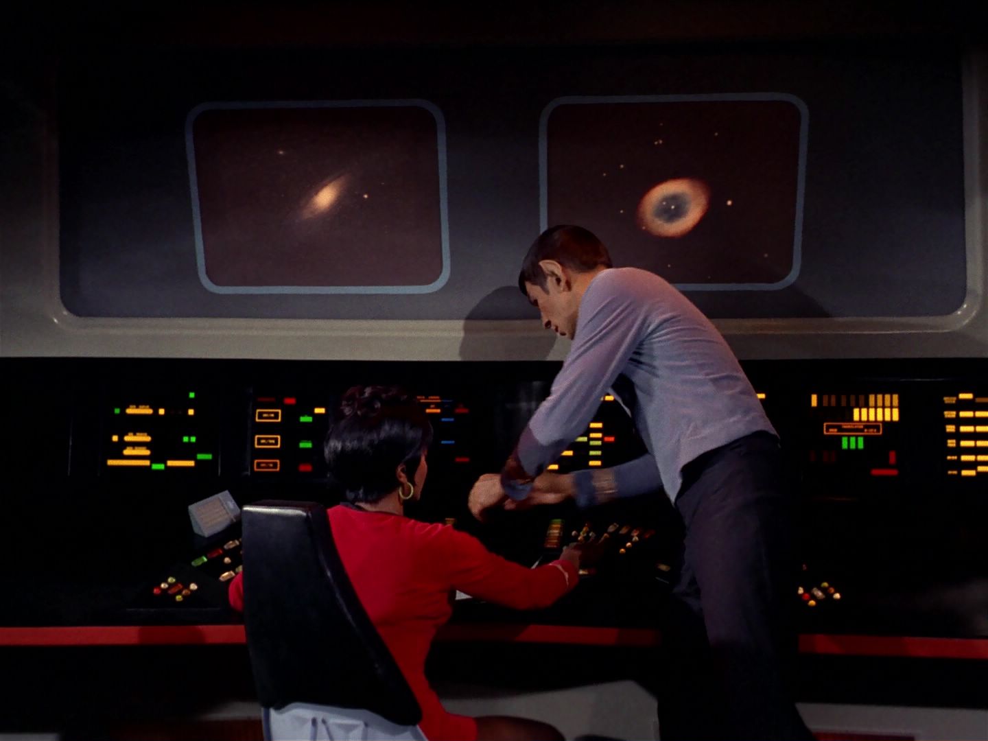 ariane179254_StarTrek_1x04_TheNakedTime_1435.jpg