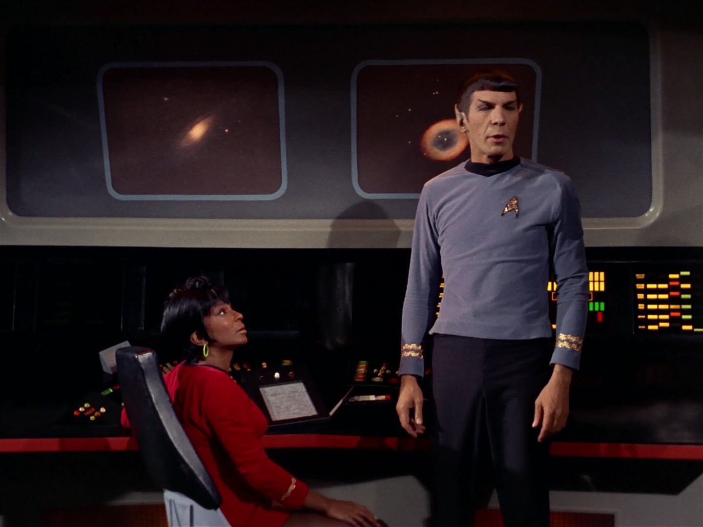 ariane179254_StarTrek_1x04_TheNakedTime_1447.jpg