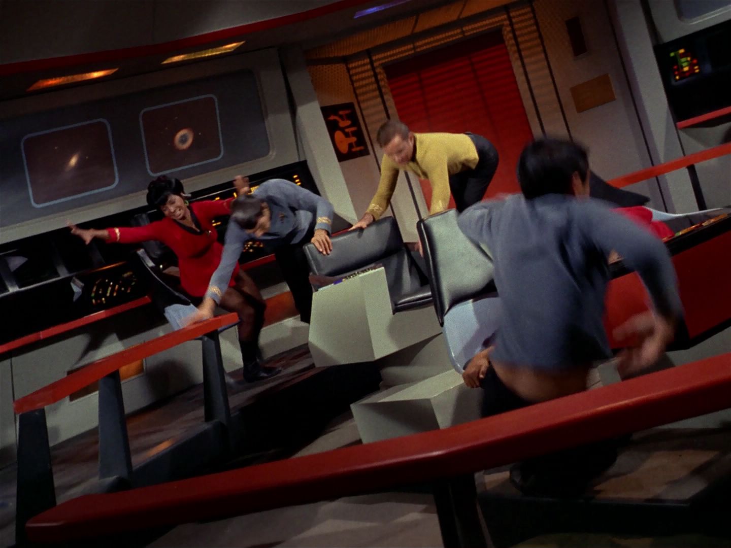 ariane179254_StarTrek_1x04_TheNakedTime_1449.jpg