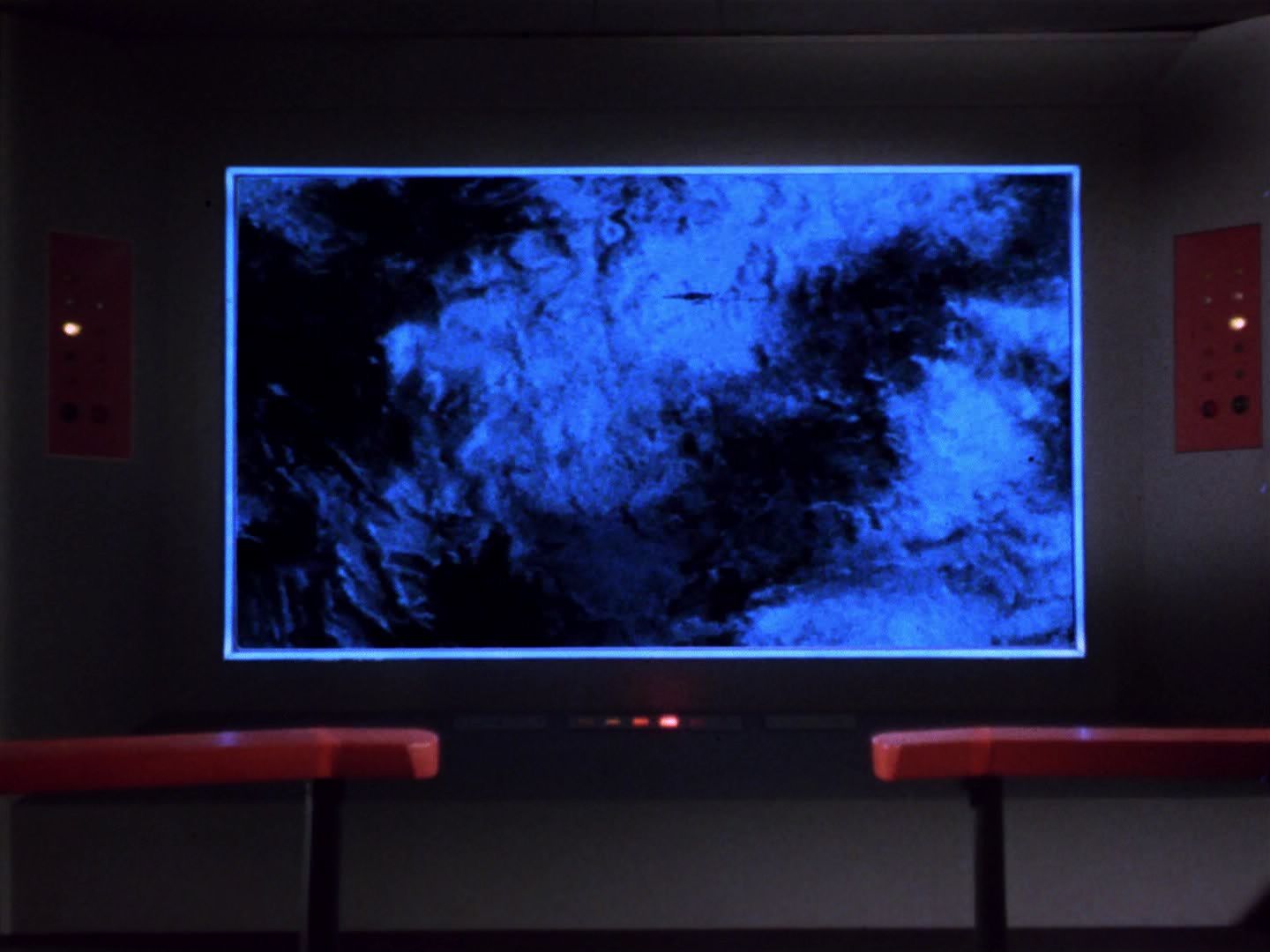 ariane179254_StarTrek_1x04_TheNakedTime_1462.jpg