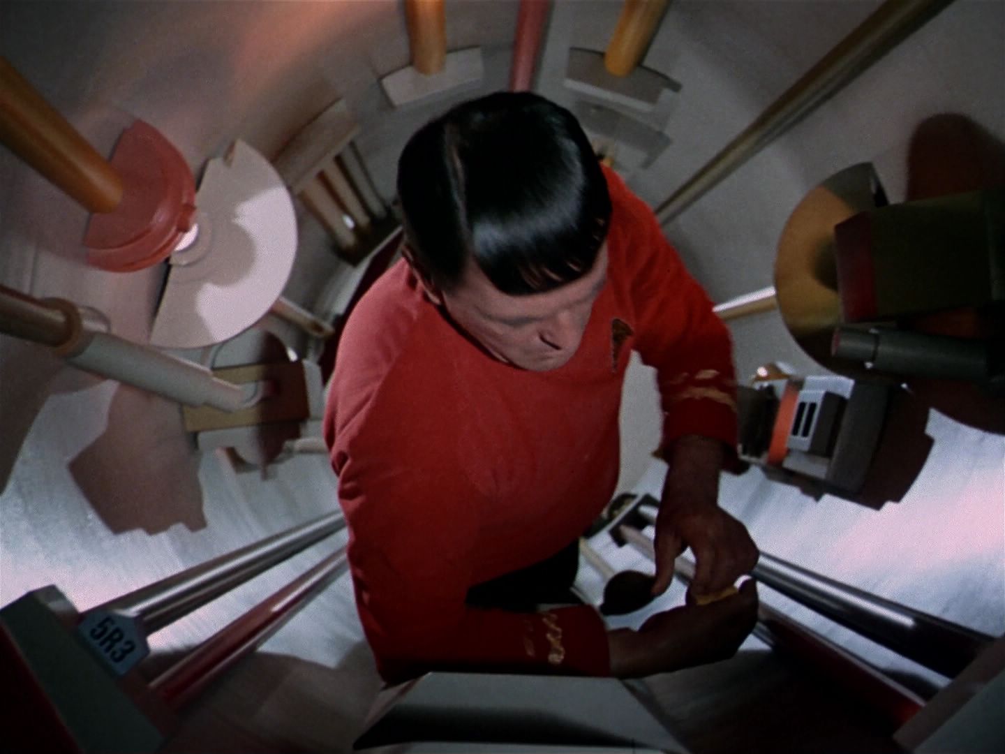 ariane179254_StarTrek_1x04_TheNakedTime_1536.jpg