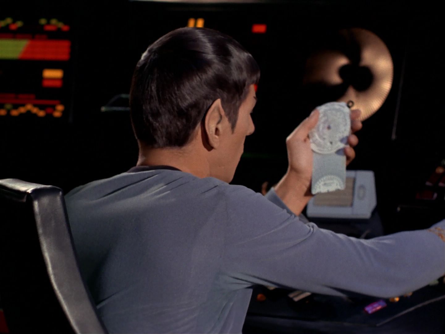 ariane179254_StarTrek_1x04_TheNakedTime_1577.jpg