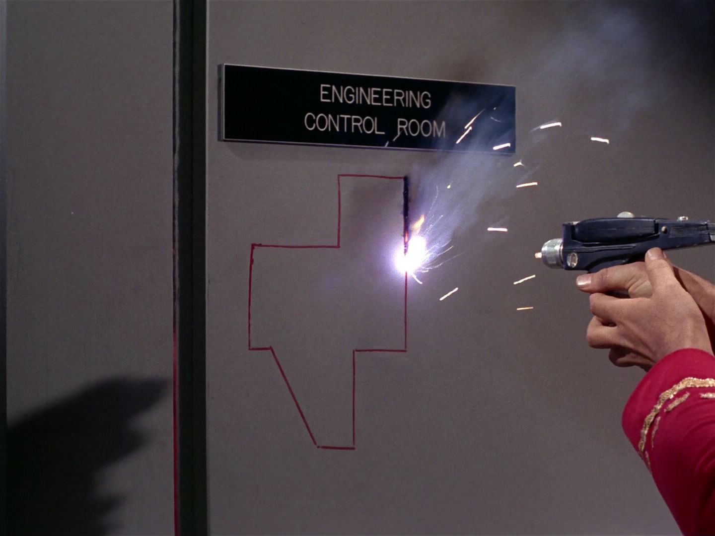 ariane179254_StarTrek_1x04_TheNakedTime_1605.jpg