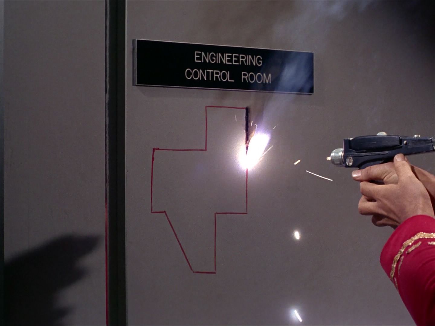 ariane179254_StarTrek_1x04_TheNakedTime_1606.jpg