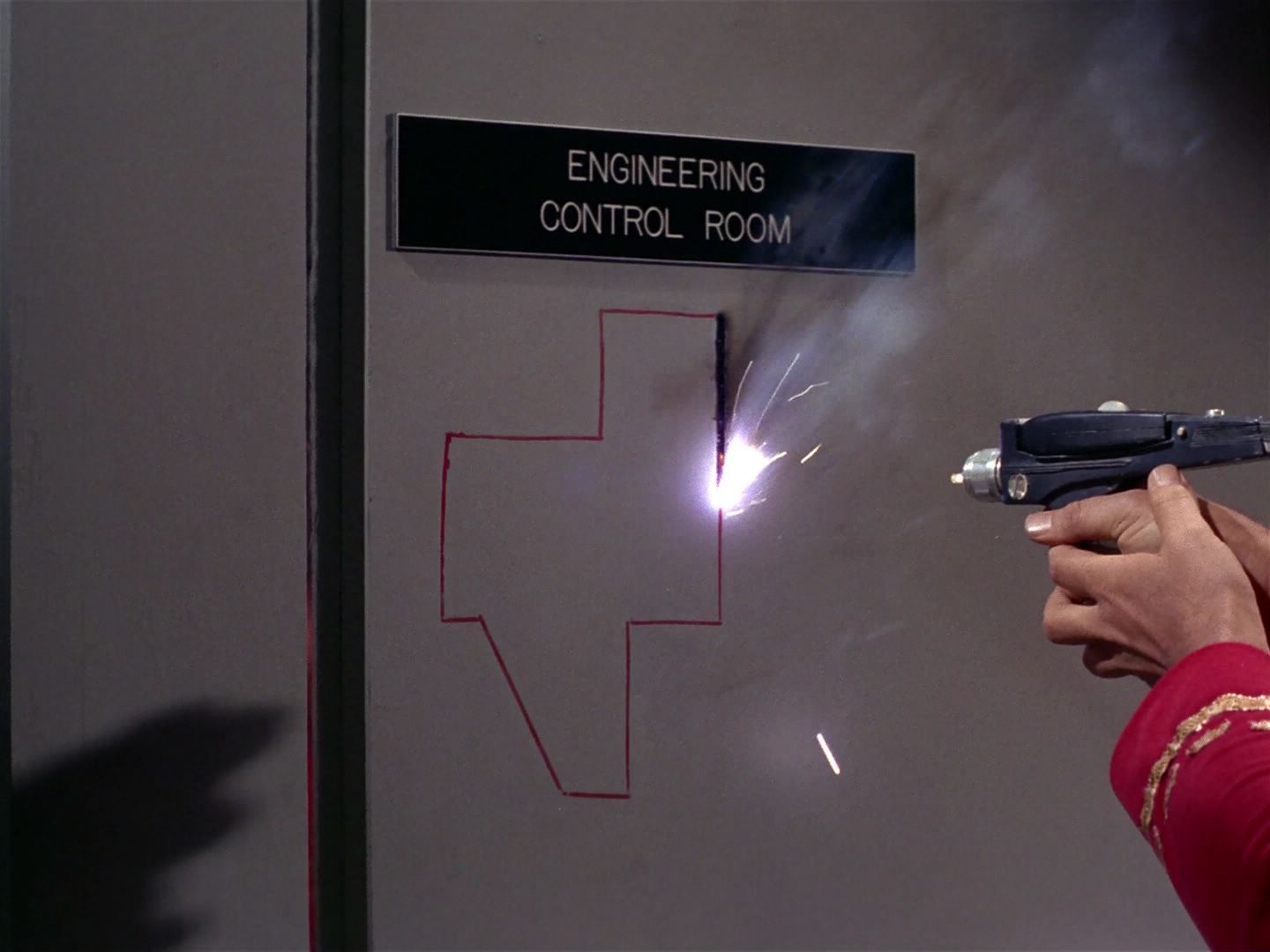 ariane179254_StarTrek_1x04_TheNakedTime_1608.jpg
