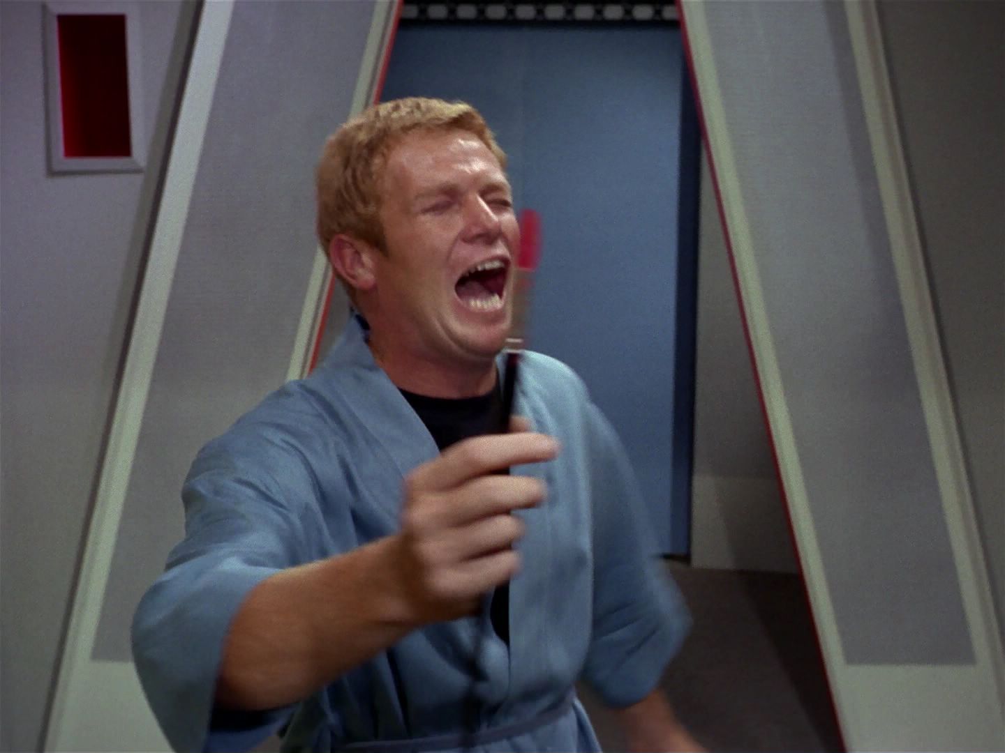 ariane179254_StarTrek_1x04_TheNakedTime_1613.jpg