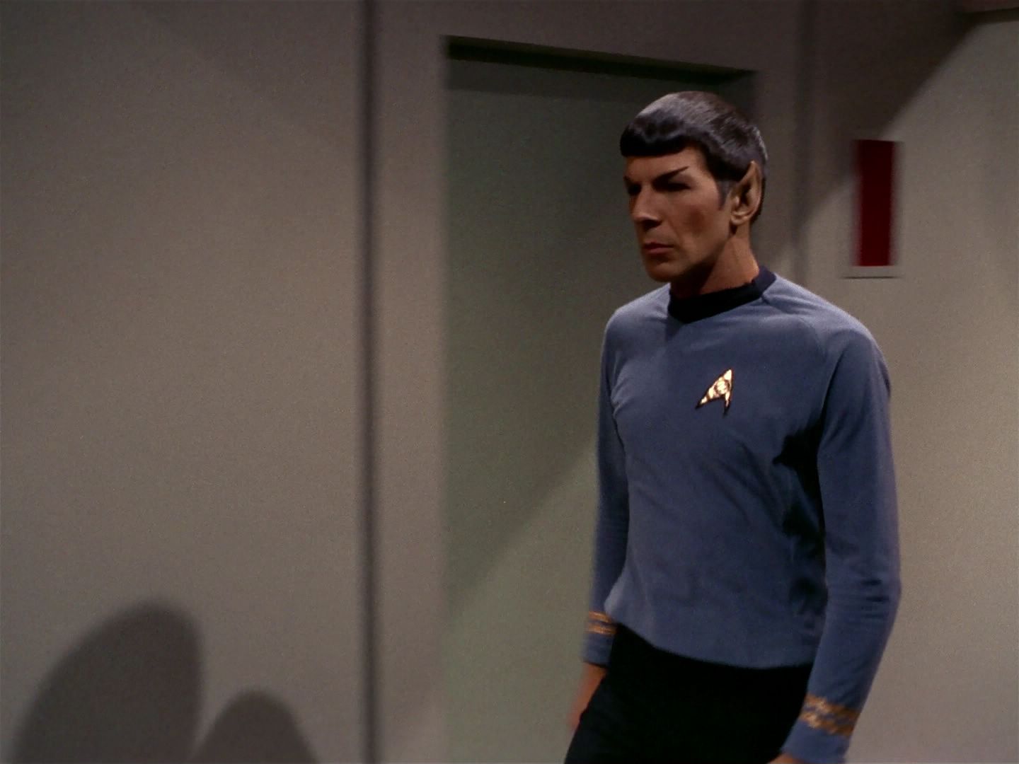 ariane179254_StarTrek_1x04_TheNakedTime_1650.jpg