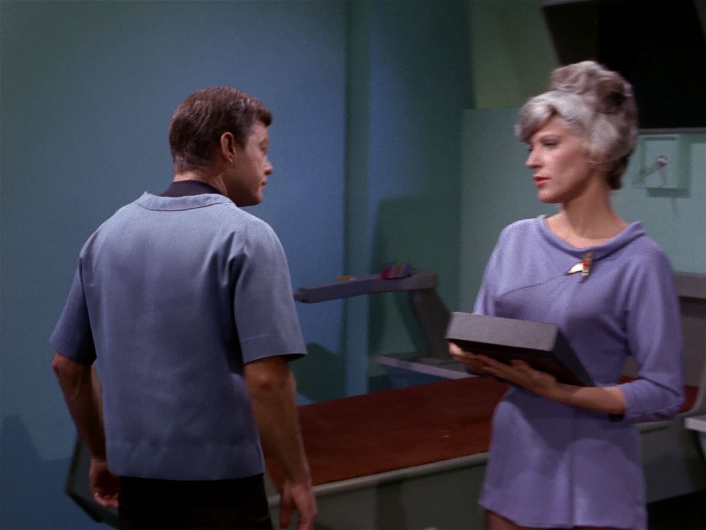 ariane179254_StarTrek_1x04_TheNakedTime_1705.jpg