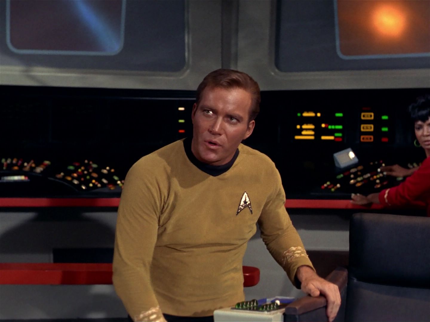 ariane179254_StarTrek_1x04_TheNakedTime_1781.jpg