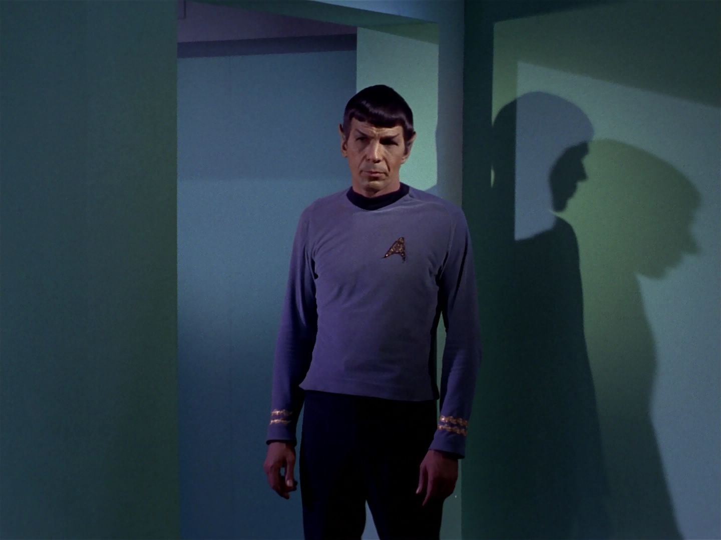 ariane179254_StarTrek_1x04_TheNakedTime_1796.jpg