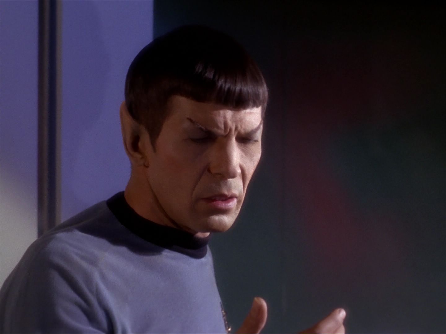ariane179254_StarTrek_1x04_TheNakedTime_1858.jpg