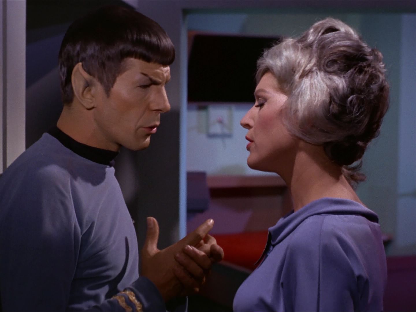 ariane179254_StarTrek_1x04_TheNakedTime_1873.jpg