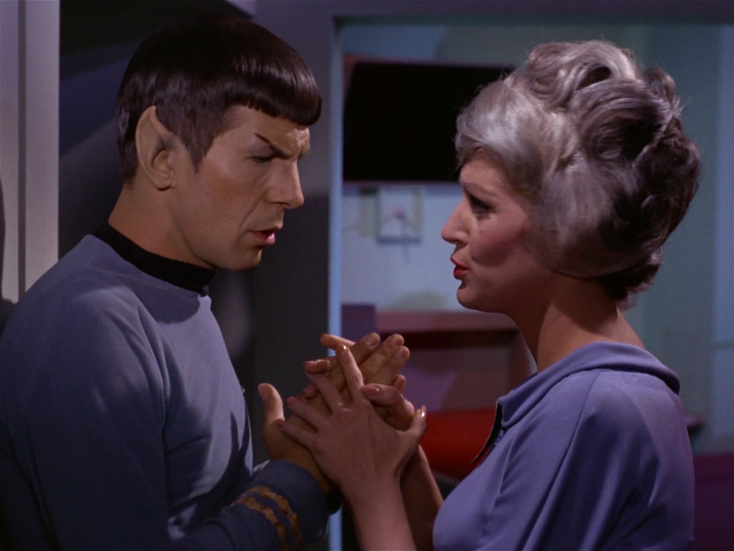 ariane179254_StarTrek_1x04_TheNakedTime_1887.jpg