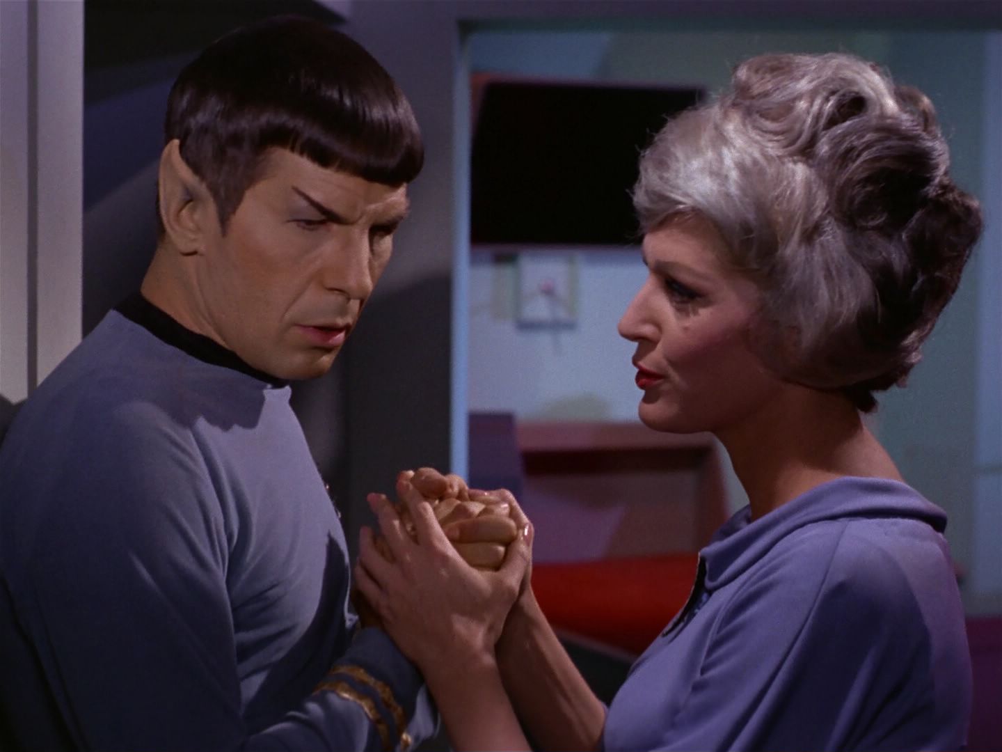ariane179254_StarTrek_1x04_TheNakedTime_1892.jpg