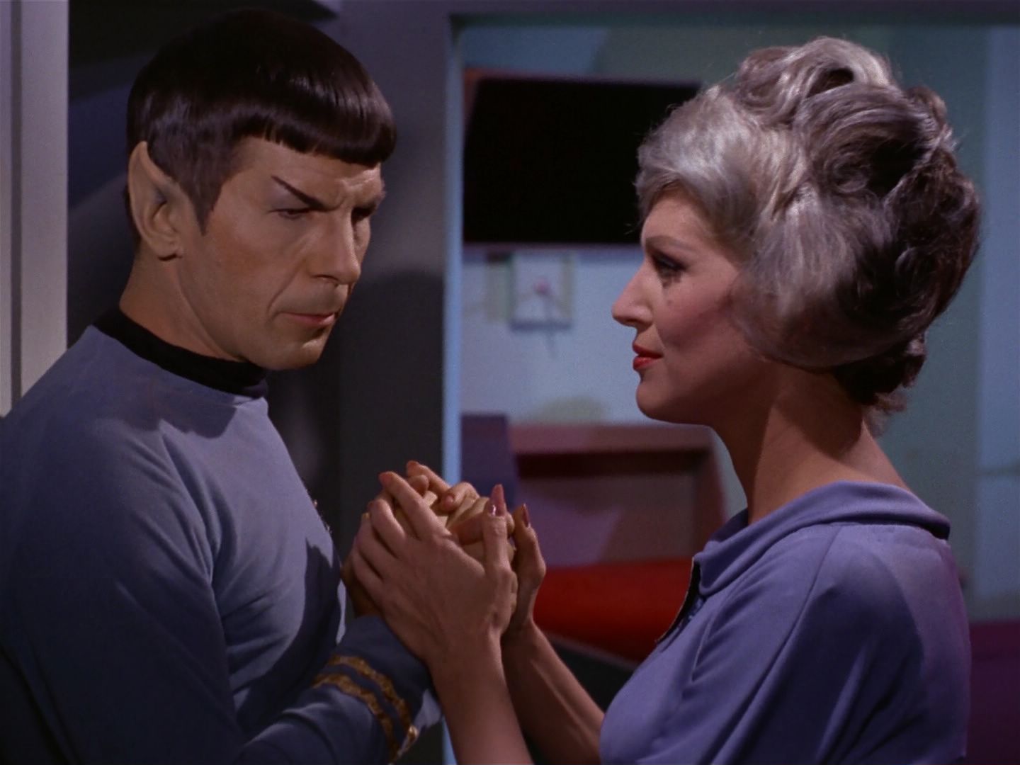 ariane179254_StarTrek_1x04_TheNakedTime_1899.jpg