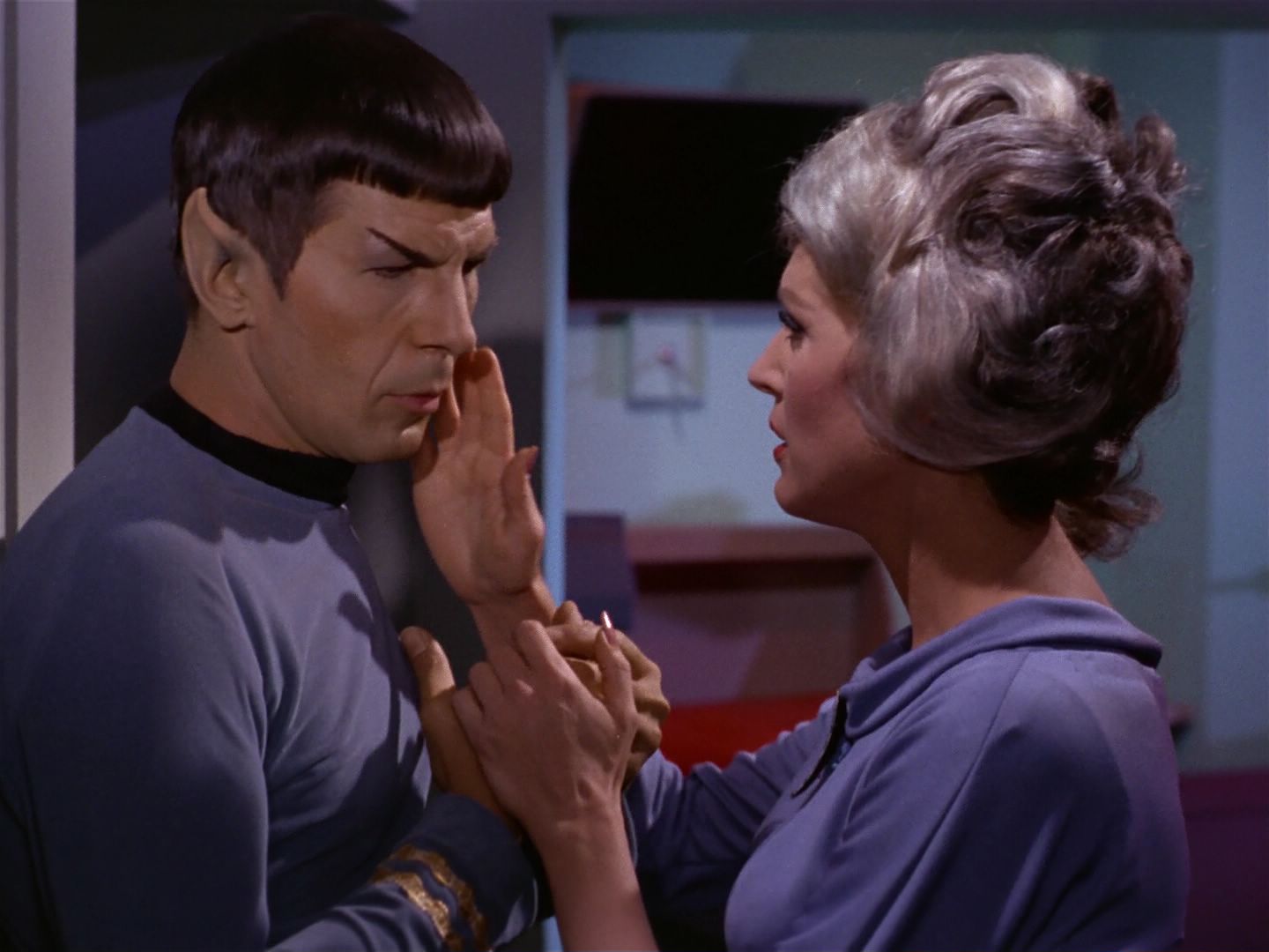 ariane179254_StarTrek_1x04_TheNakedTime_1905.jpg