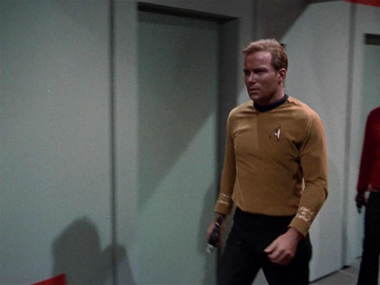 ariane179254_StarTrek_1x04_TheNakedTime_2002.jpg