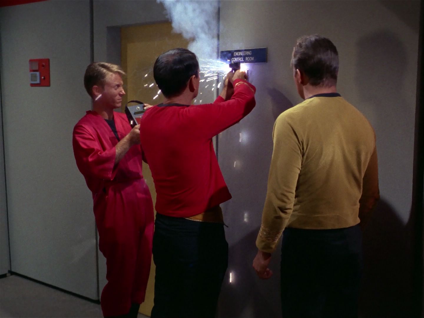 ariane179254_StarTrek_1x04_TheNakedTime_2009.jpg