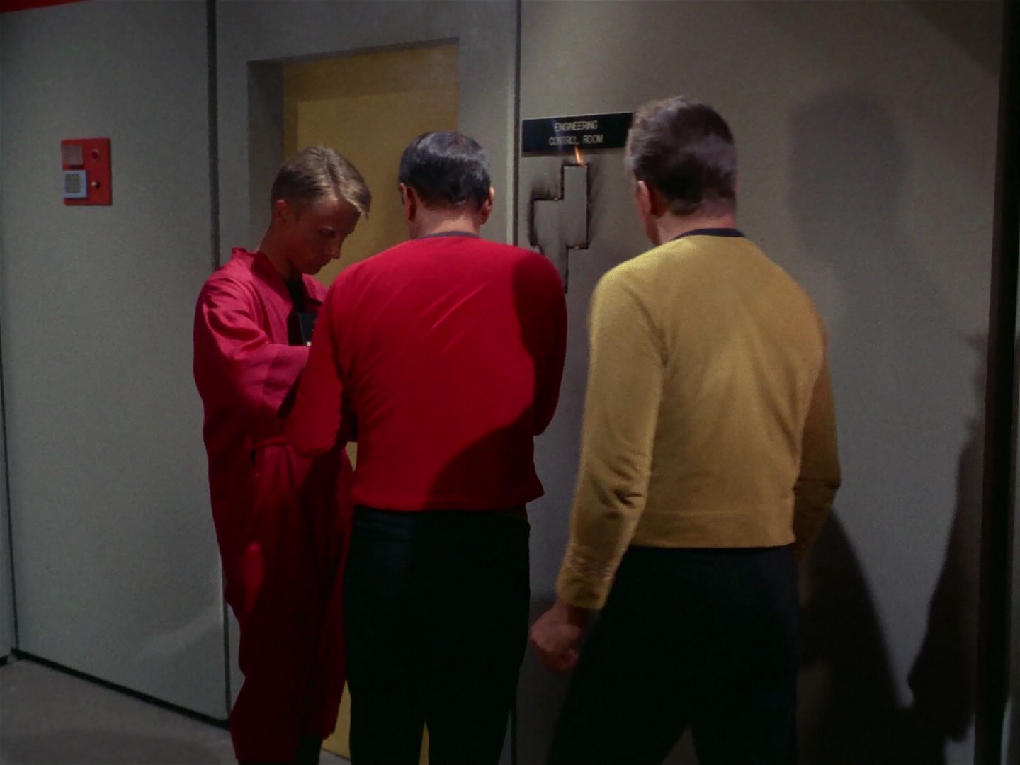 ariane179254_StarTrek_1x04_TheNakedTime_2014.jpg