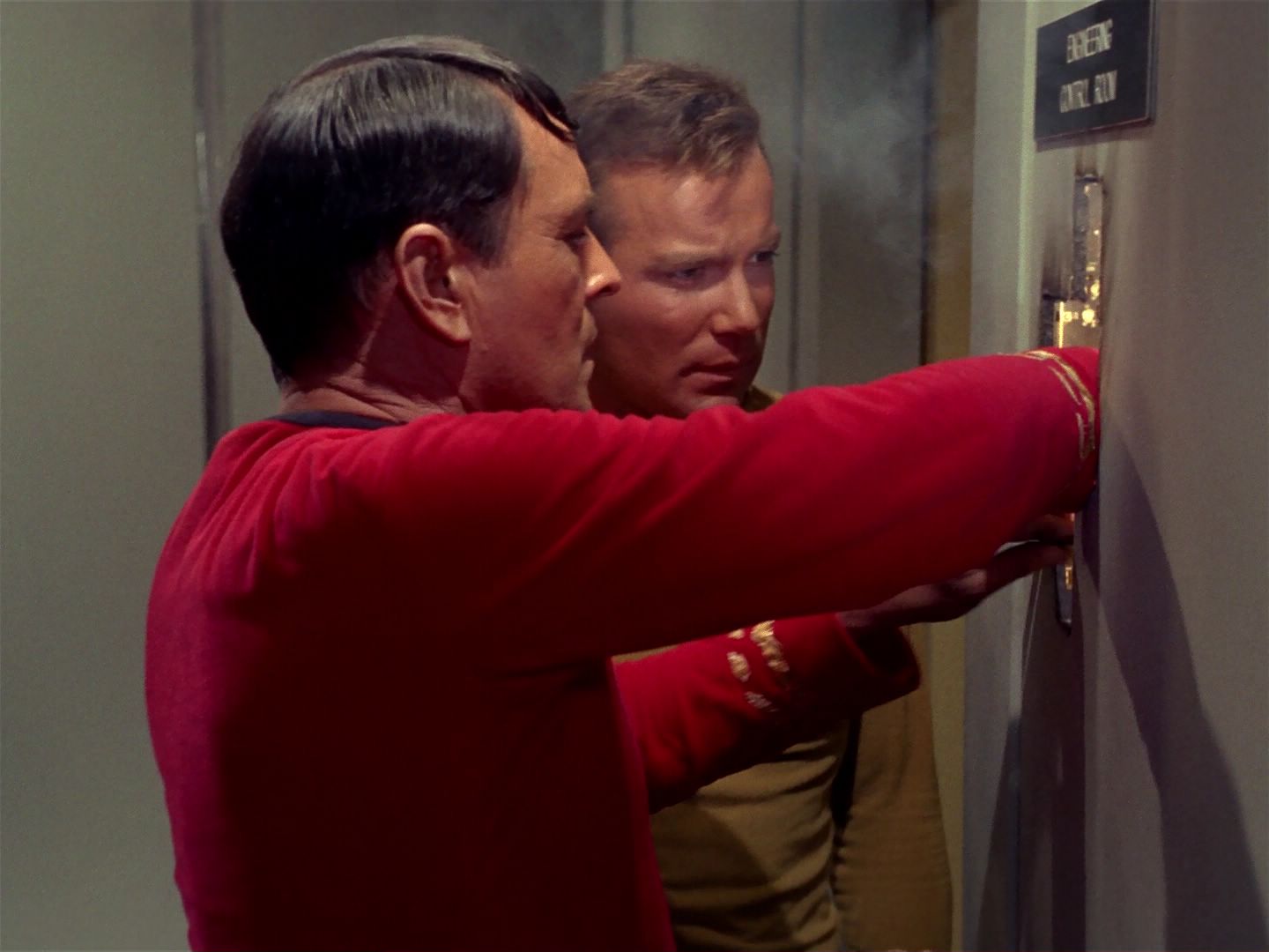 ariane179254_StarTrek_1x04_TheNakedTime_2025.jpg