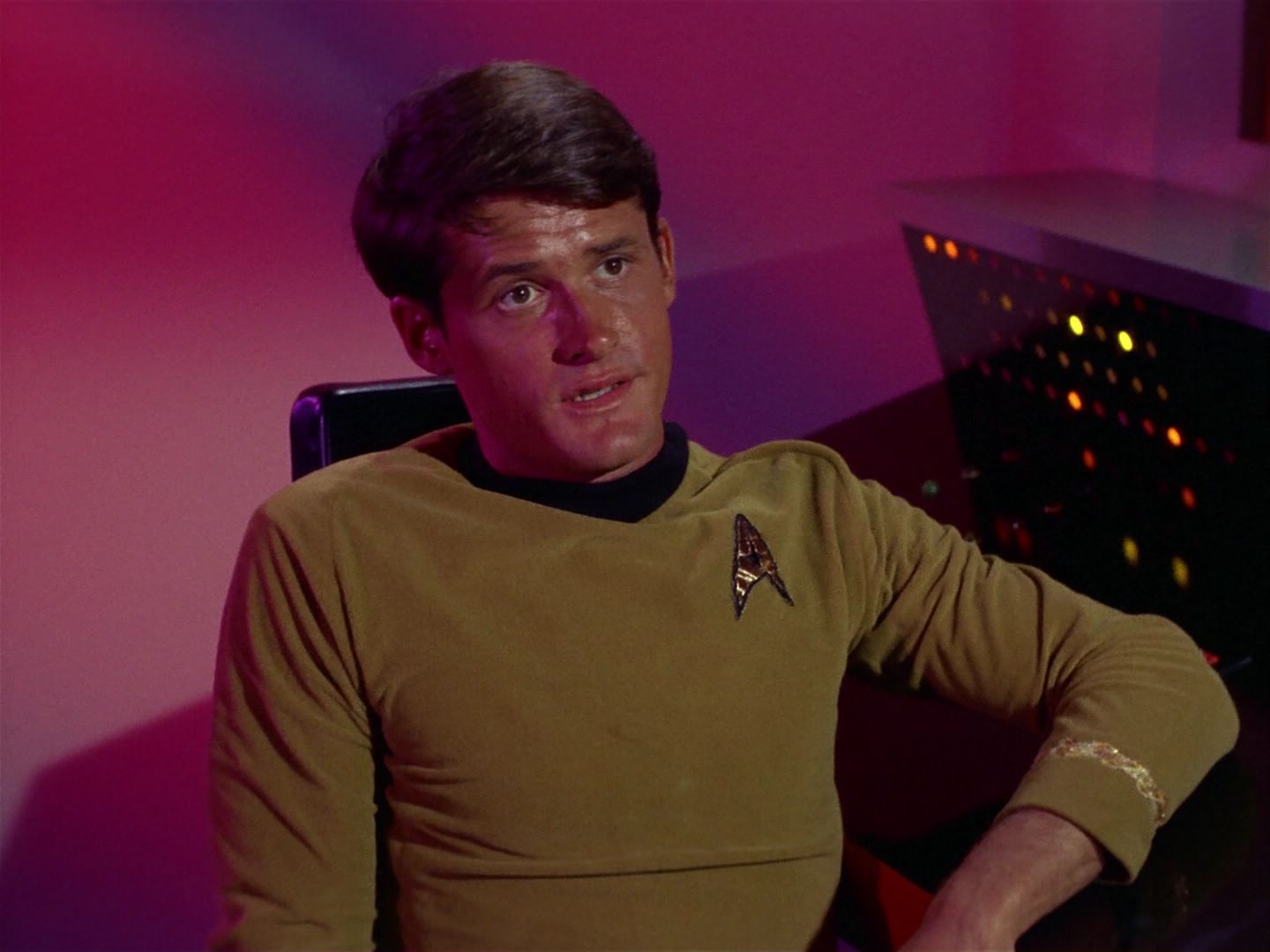 ariane179254_StarTrek_1x04_TheNakedTime_2040.jpg