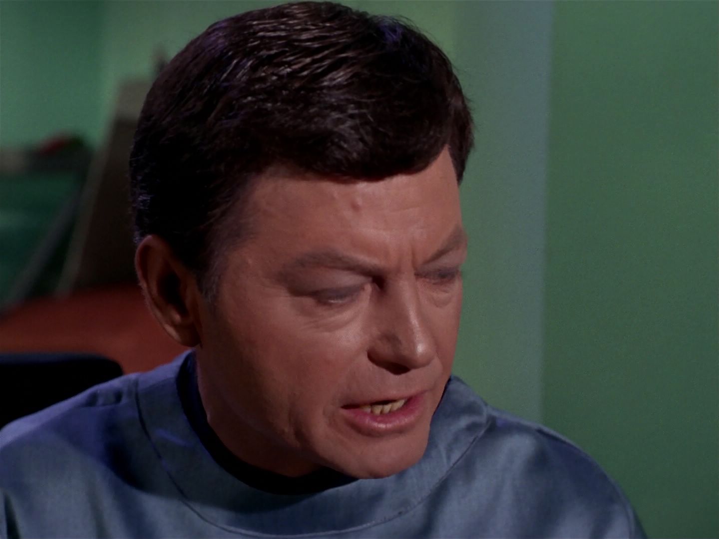 ariane179254_StarTrek_1x04_TheNakedTime_2262.jpg
