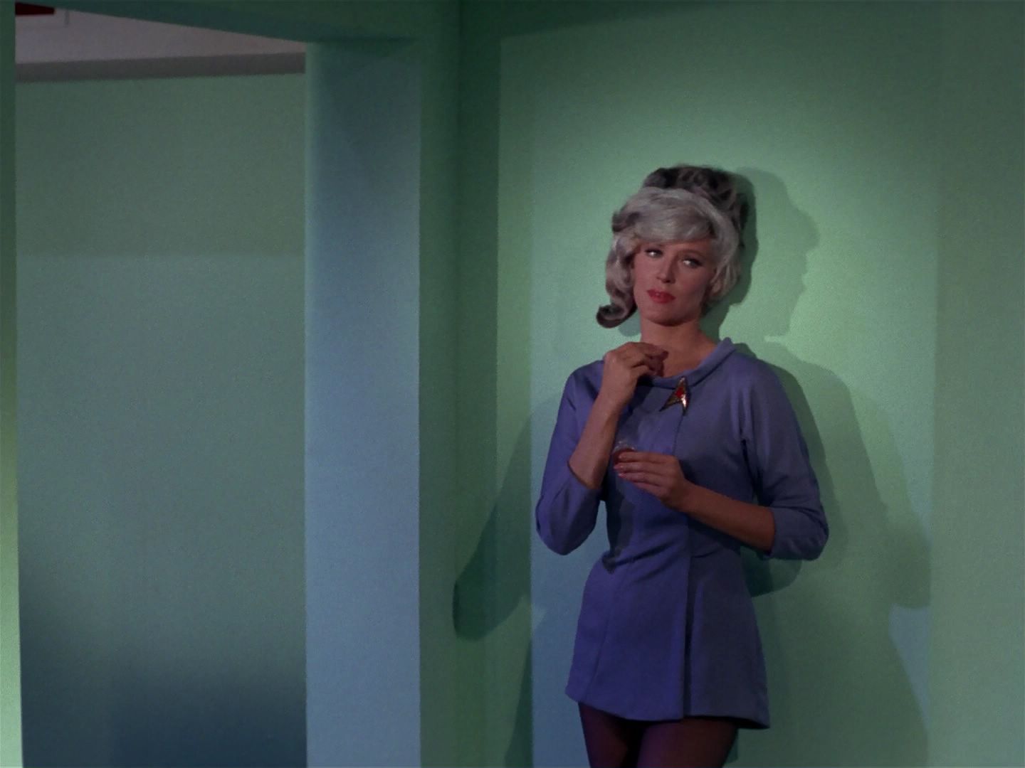 ariane179254_StarTrek_1x04_TheNakedTime_2266.jpg