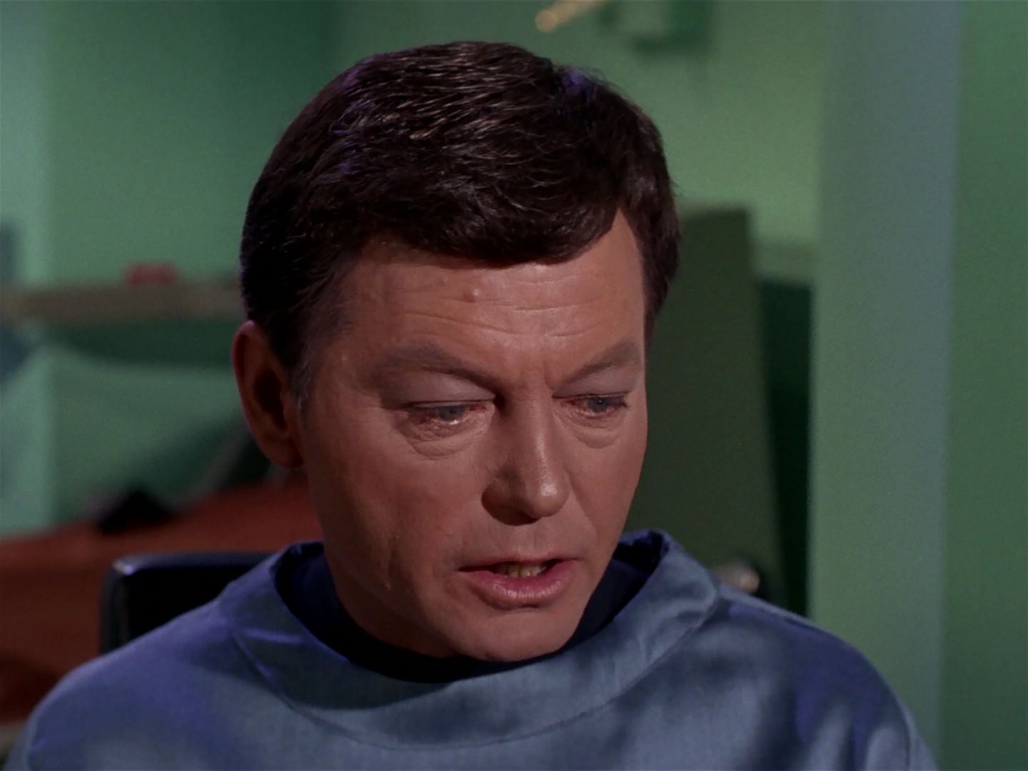 ariane179254_StarTrek_1x04_TheNakedTime_2273.jpg