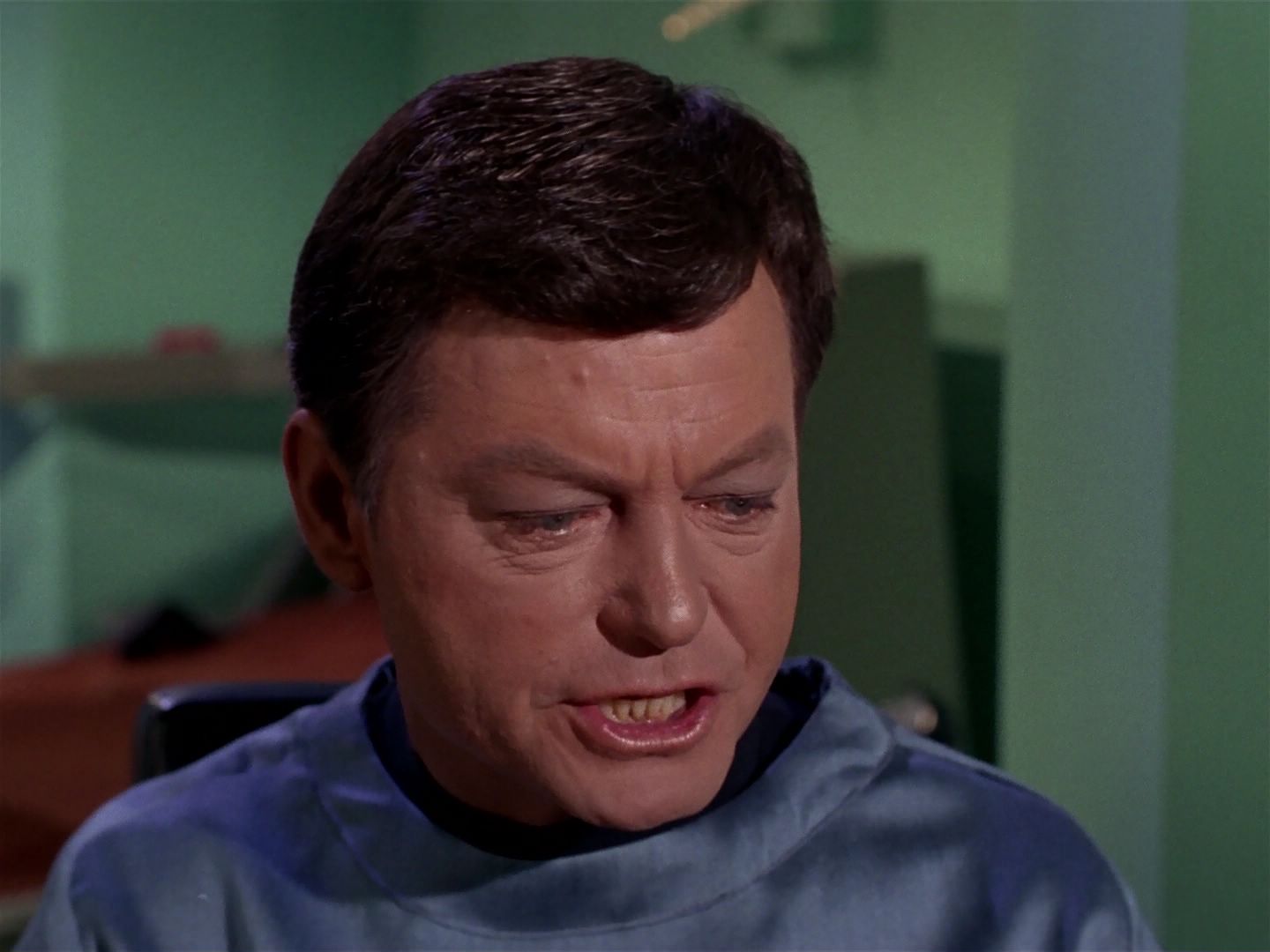 ariane179254_StarTrek_1x04_TheNakedTime_2275.jpg