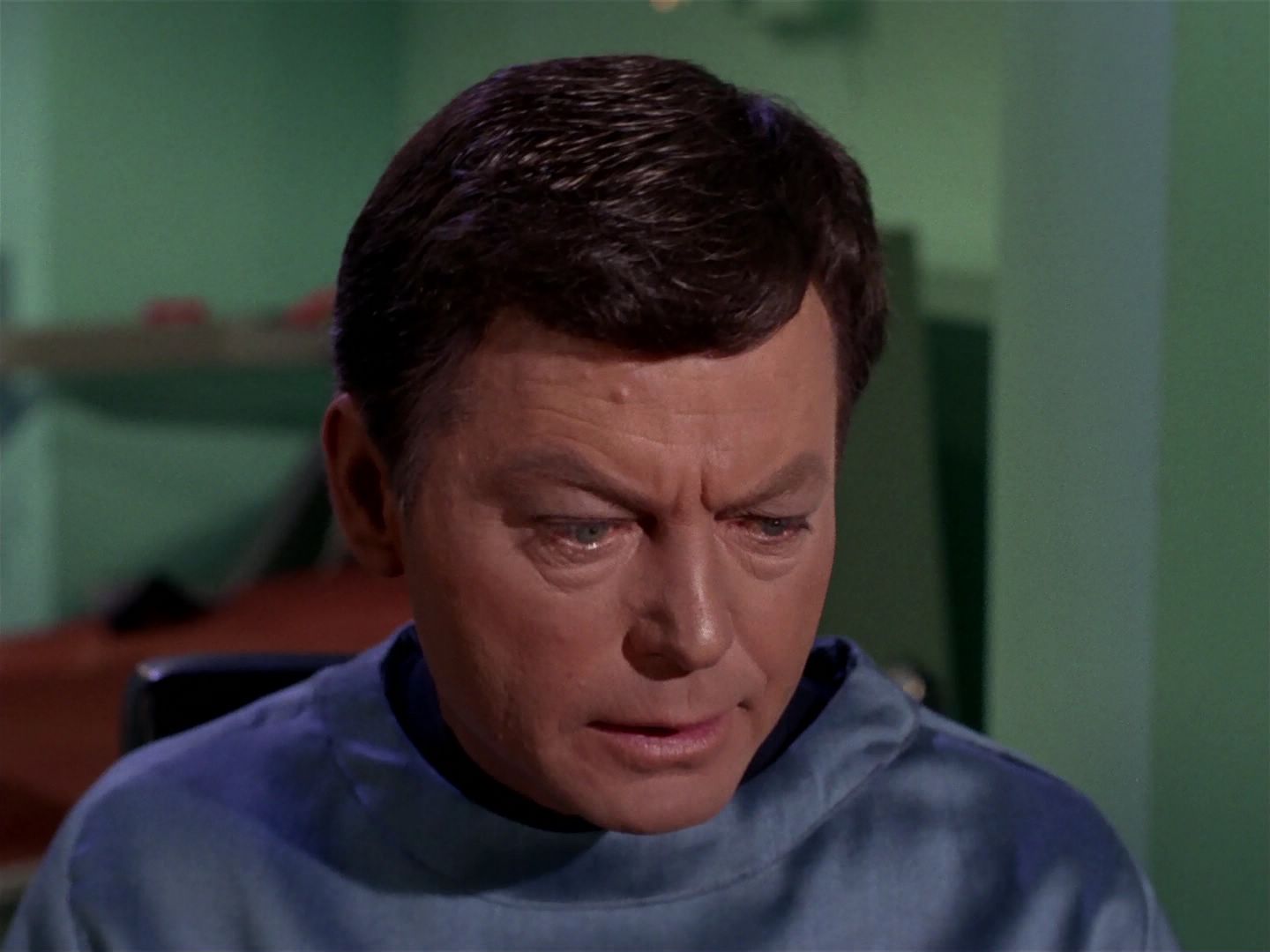 ariane179254_StarTrek_1x04_TheNakedTime_2278.jpg