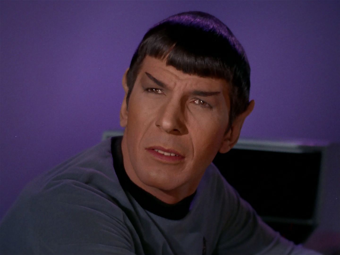 ariane179254_StarTrek_1x04_TheNakedTime_2293.jpg