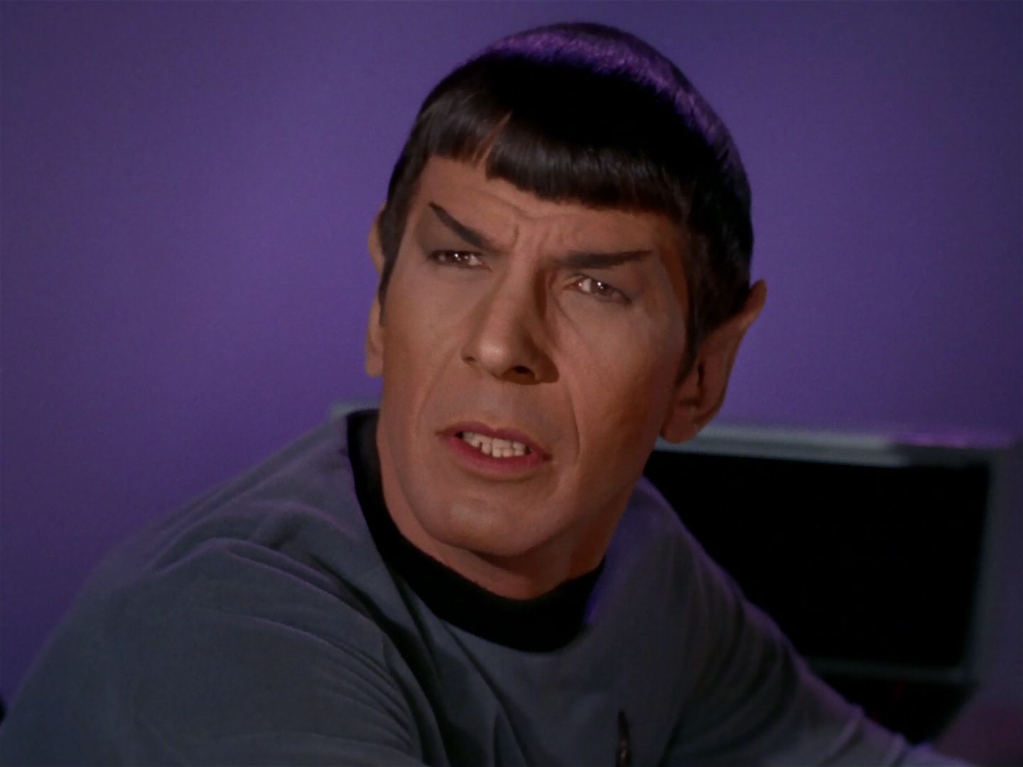 ariane179254_StarTrek_1x04_TheNakedTime_2295.jpg