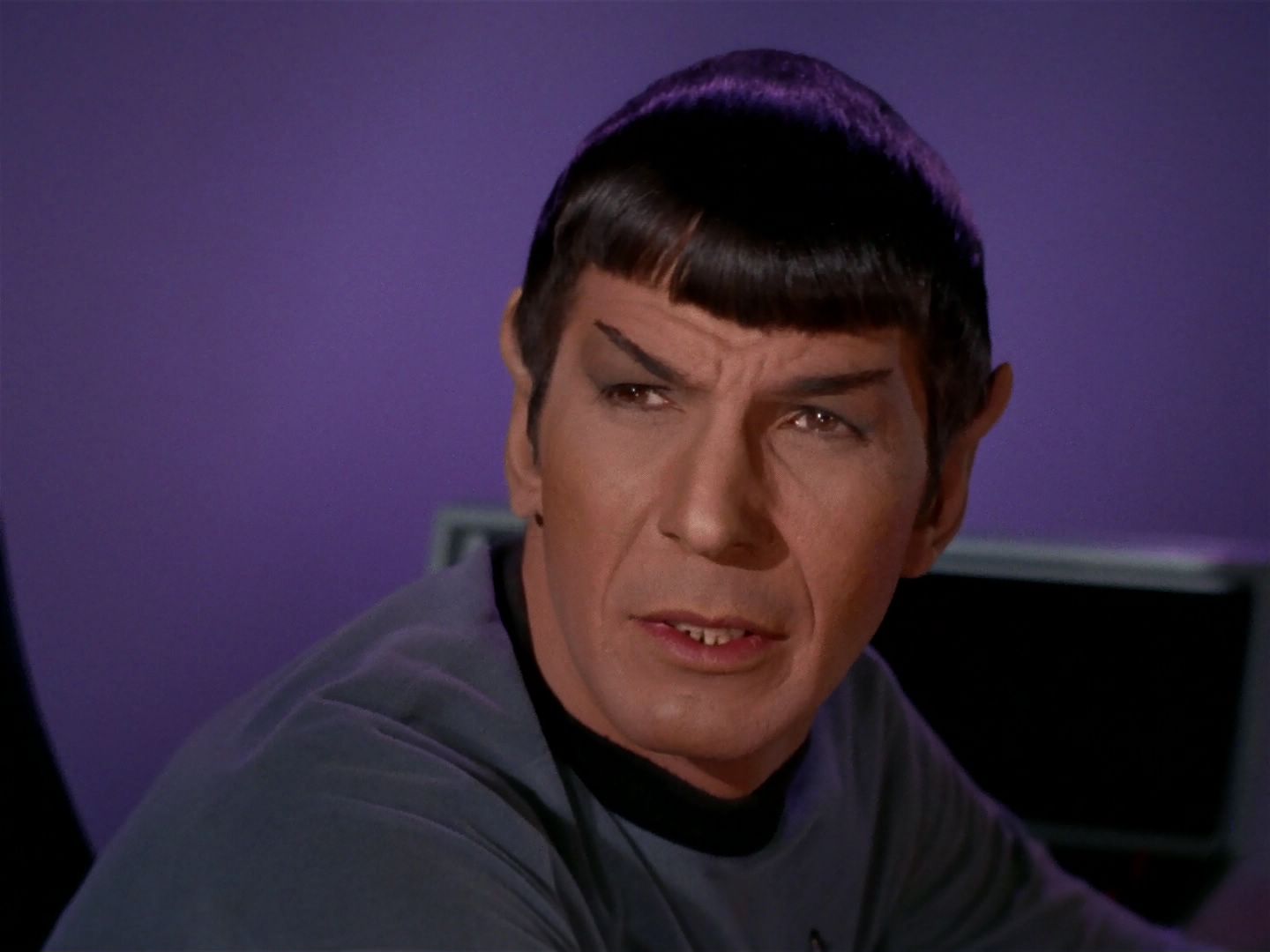 ariane179254_StarTrek_1x04_TheNakedTime_2304.jpg