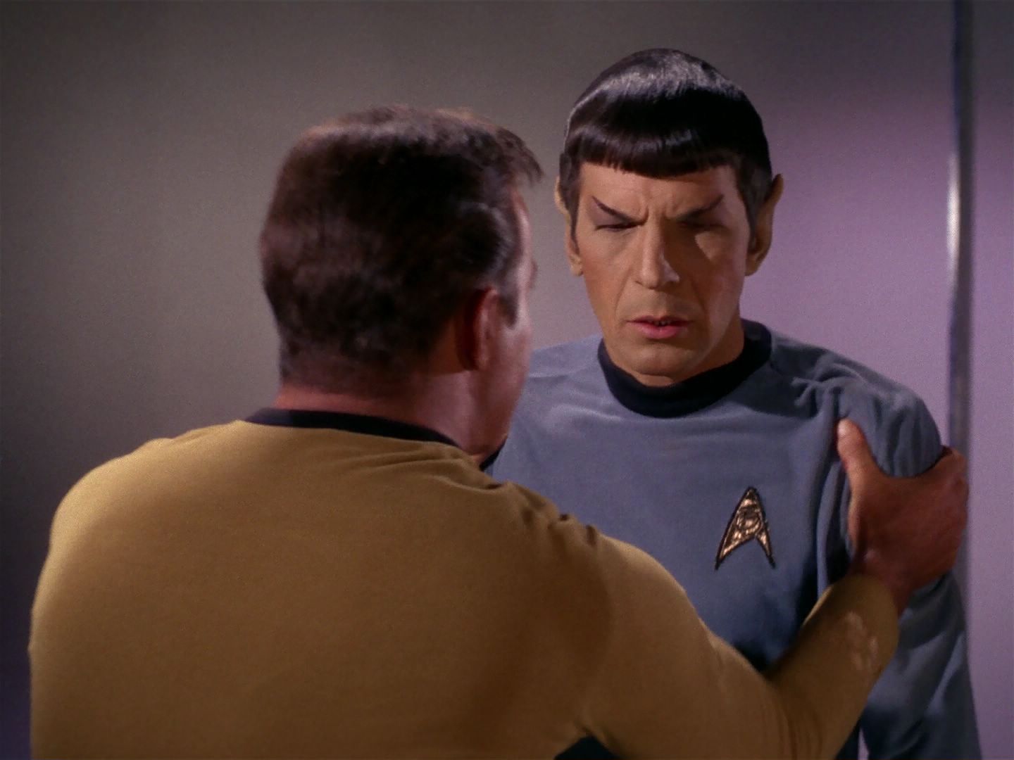 ariane179254_StarTrek_1x04_TheNakedTime_2310.jpg