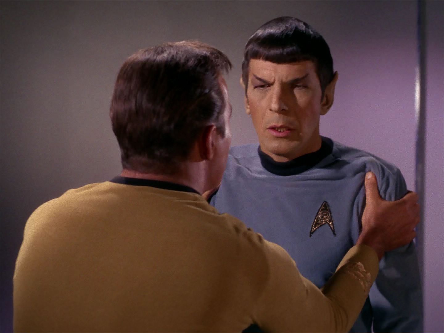 ariane179254_StarTrek_1x04_TheNakedTime_2311.jpg