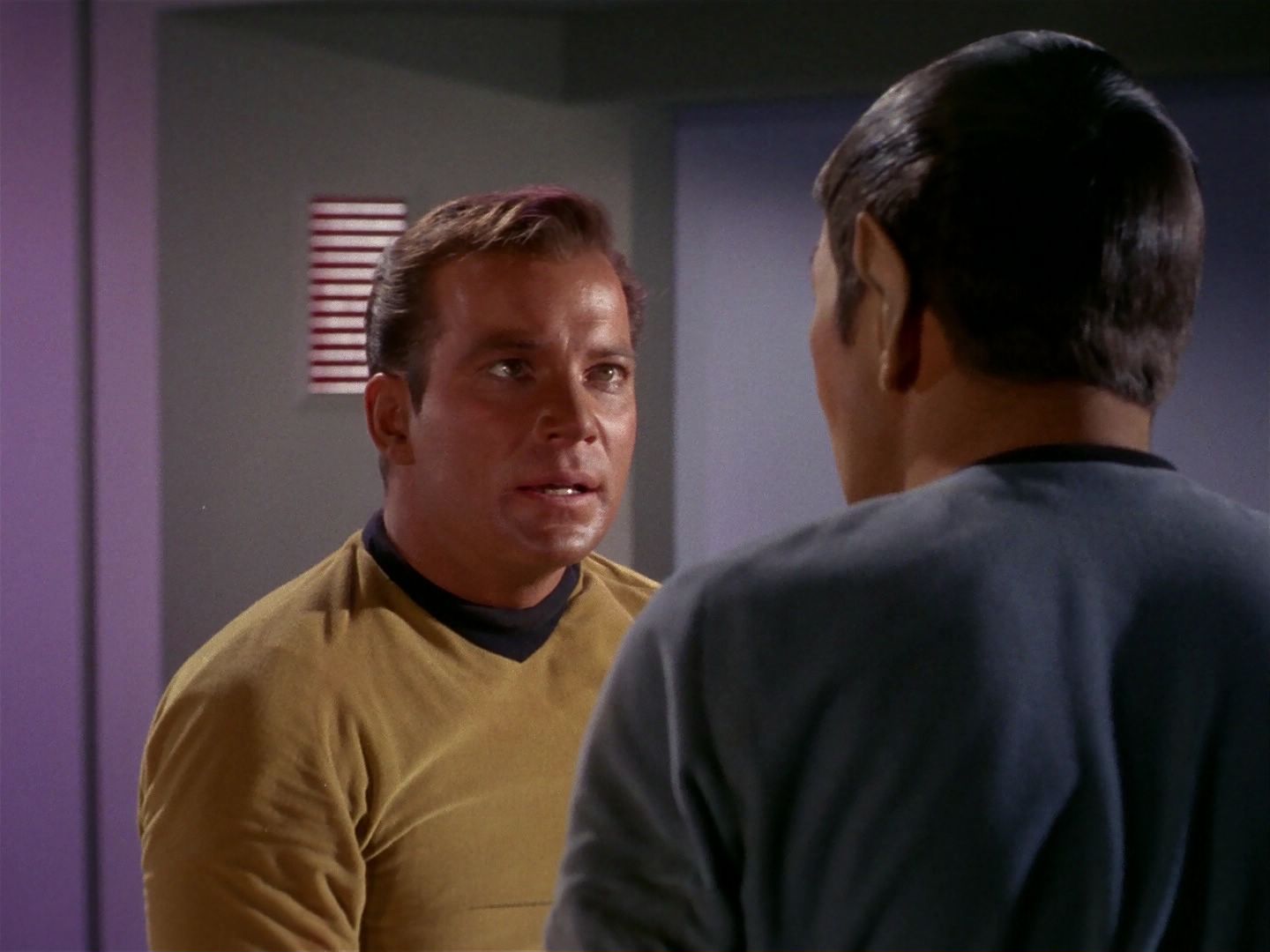 ariane179254_StarTrek_1x04_TheNakedTime_2321.jpg