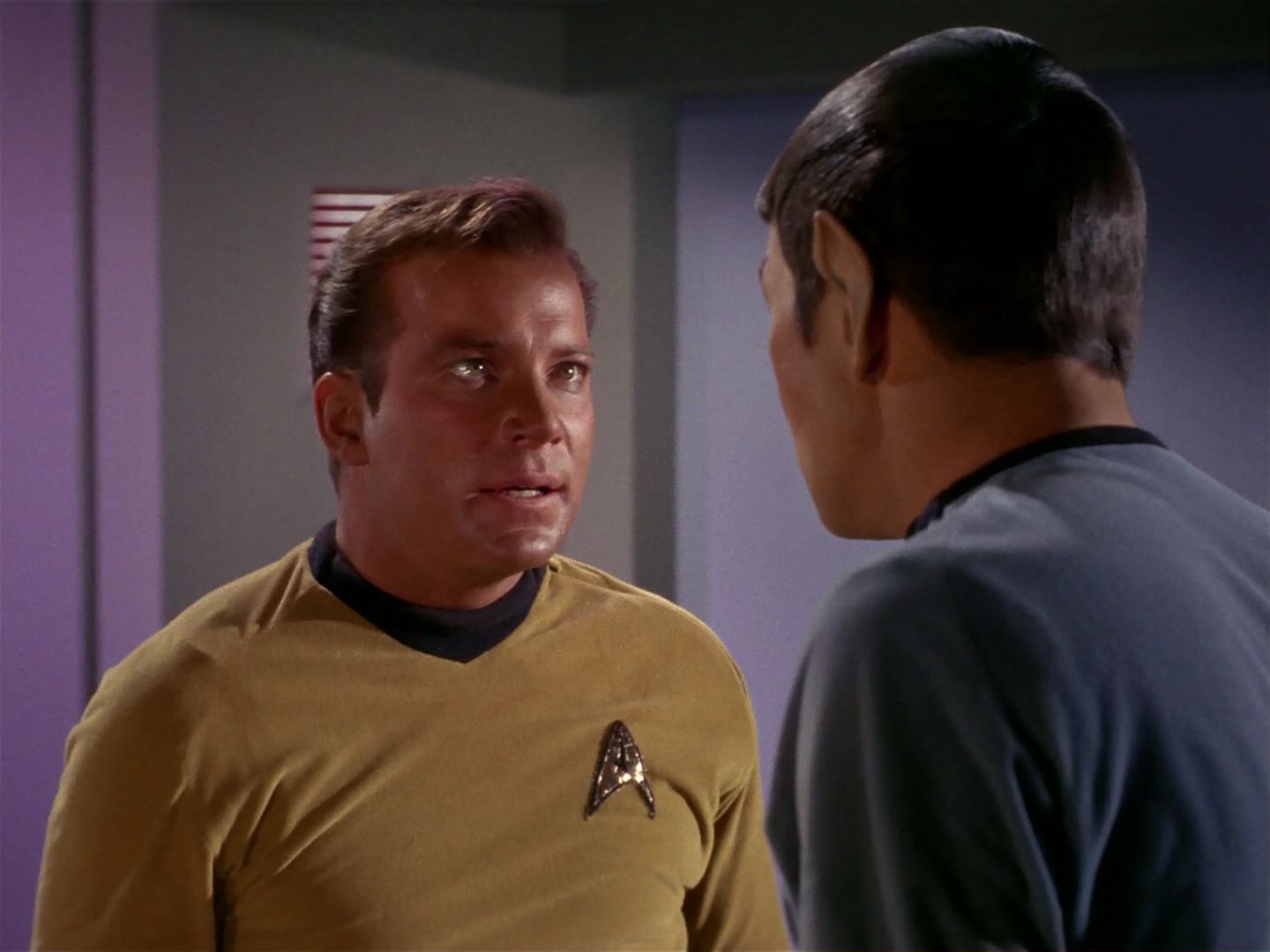 ariane179254_StarTrek_1x04_TheNakedTime_2333.jpg